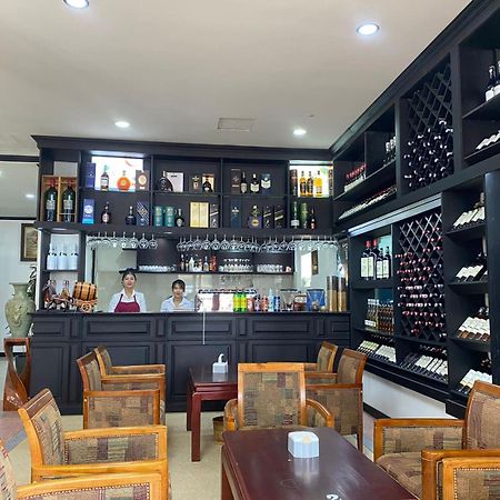 Subinh Hotel And Restaurant Pakse Bagian luar foto