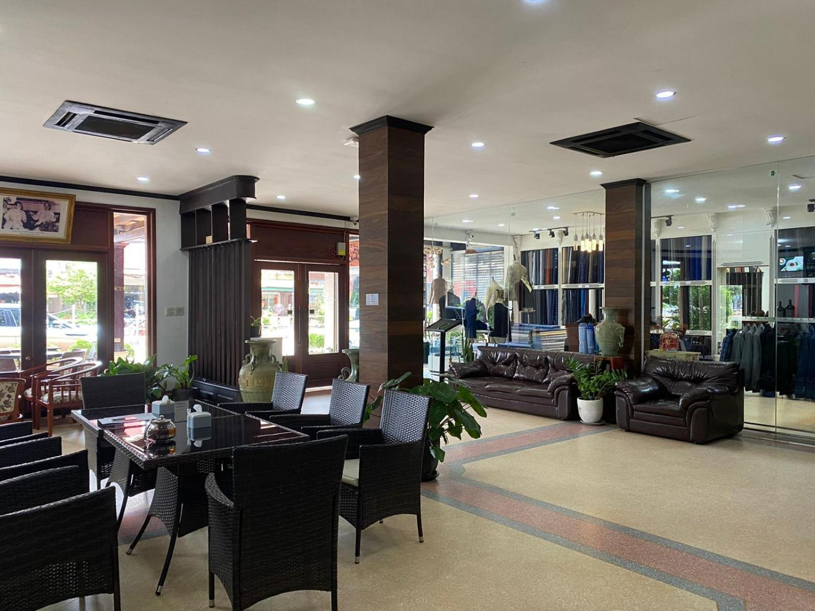 Subinh Hotel And Restaurant Pakse Bagian luar foto