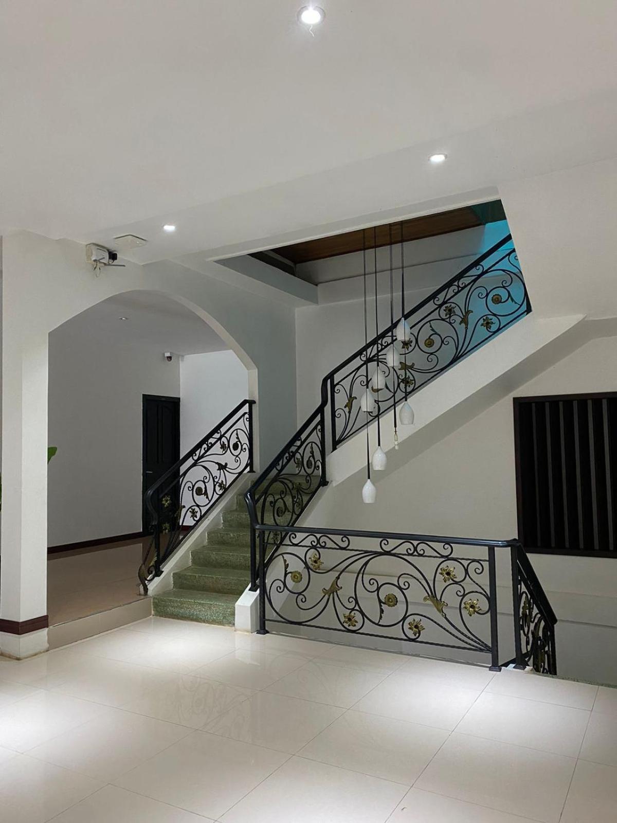 Subinh Hotel And Restaurant Pakse Bagian luar foto